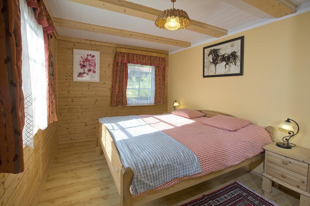 Das Altsteirische Landhaus - La Maison De Pronegg - Feriendomizil Im Biosphaerenpark Wienerwald Pressbaum Chambre photo