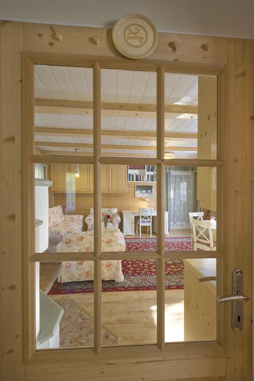 Das Altsteirische Landhaus - La Maison De Pronegg - Feriendomizil Im Biosphaerenpark Wienerwald Pressbaum Chambre photo